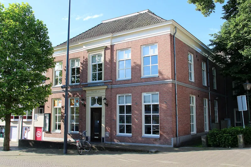 Voormalige pastorie aan de Markt in Veenendaal